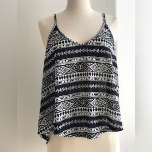 Lush Sexy Boho Chic Spathetti Strap Flowy Top Geometric Black & White size Large